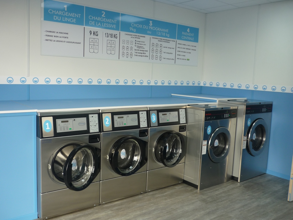 laverie automatique auchan chambray les tours